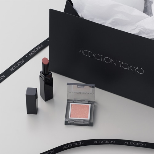 GIFT BOX　"Trench Nude" 〈リップ＆アイシャドウ〉